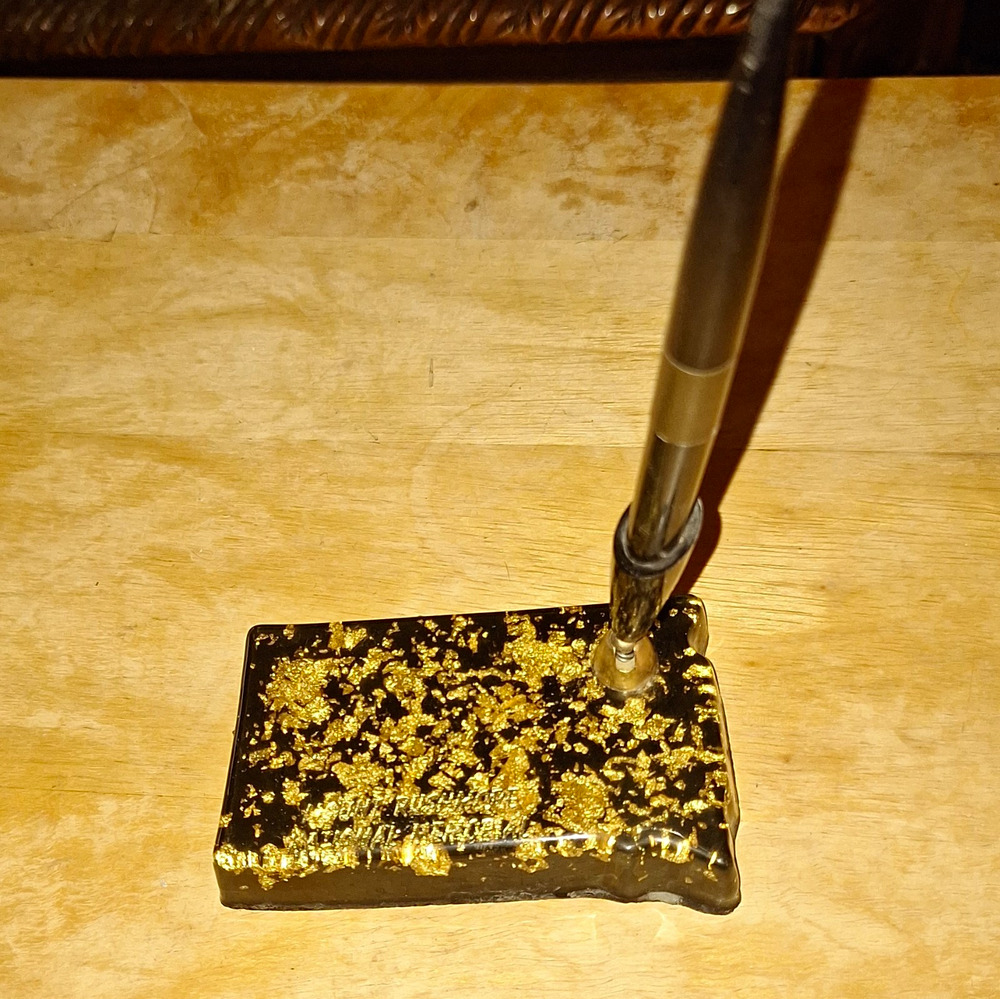 Hyler Creation Handcrafted Resin Desk Pen Holder Base w/ Gold Flake Engraved